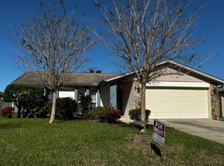 8335 Somerset Dr, Largo, FL 33773