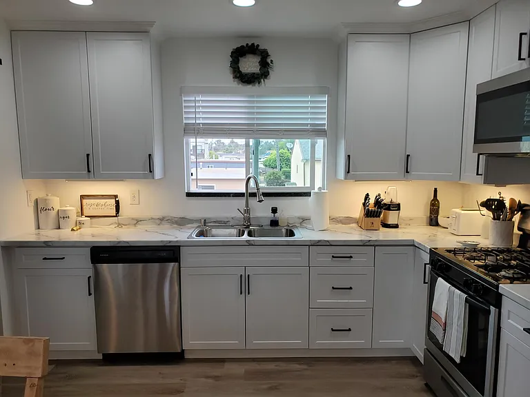 4740 Huron Ave — Photo 5