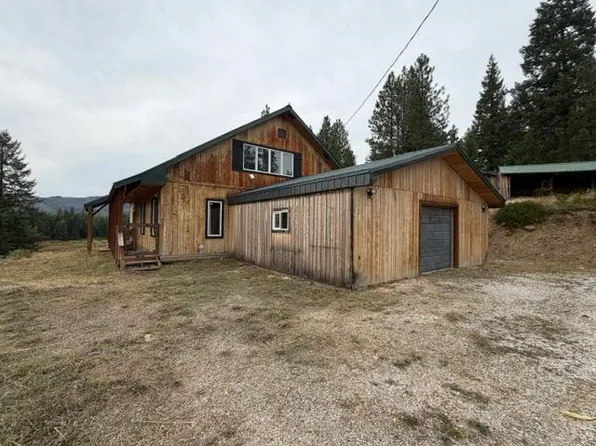 4395 Hesseltine Rd, Valley, WA 99181