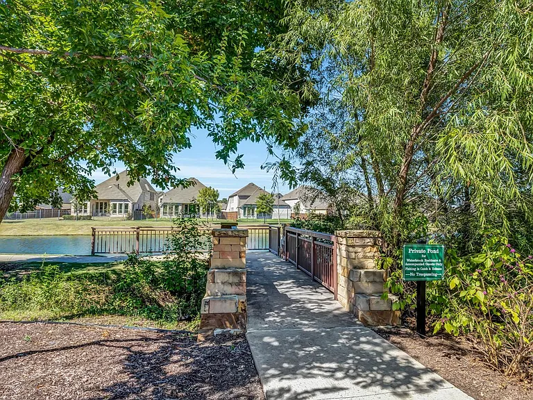 306 Dove Falls Dr — Photo 49