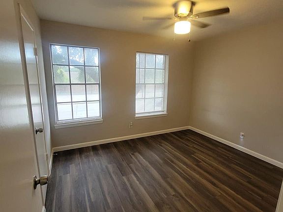 5th image of 6051 Fondren Rd #7