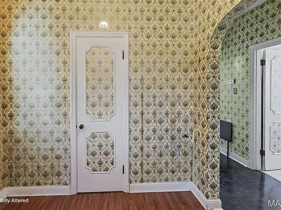 5th image of 2659 State St