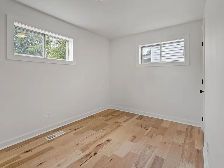 5355 Bennett Rd — Photo 6
