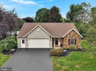21 Silver Creek Rd, Lititz, PA 17543