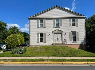 5753 Ridge View Dr, Alexandria, VA 22310