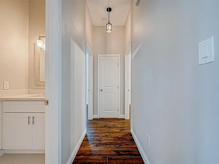 5410 Portage Rock Ln — Photo 29