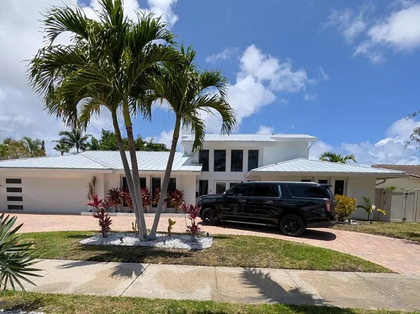 1511 SE 12th Ct, Deerfield Beach, FL 33441