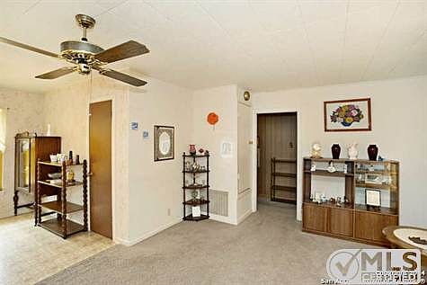 5th image of 567 Wayside Dr