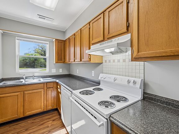 5th image of 601 E Grundy St #H