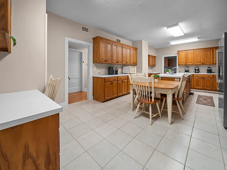 436 S Fannin Ave — Photo 10