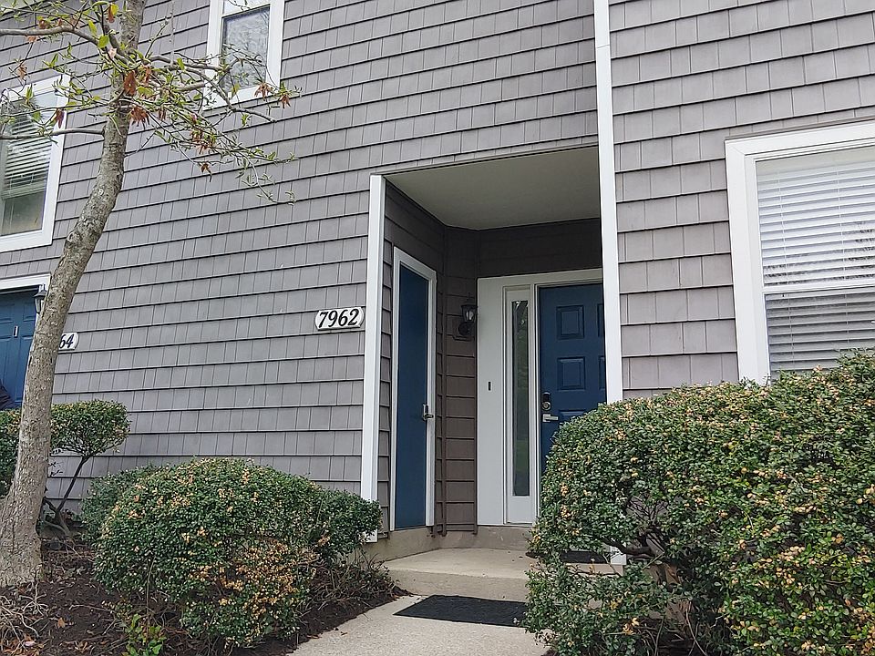 Private Exterior entrance