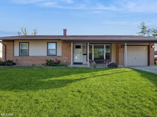 813 Bonita Ave, Elk Grove Village, IL 60007