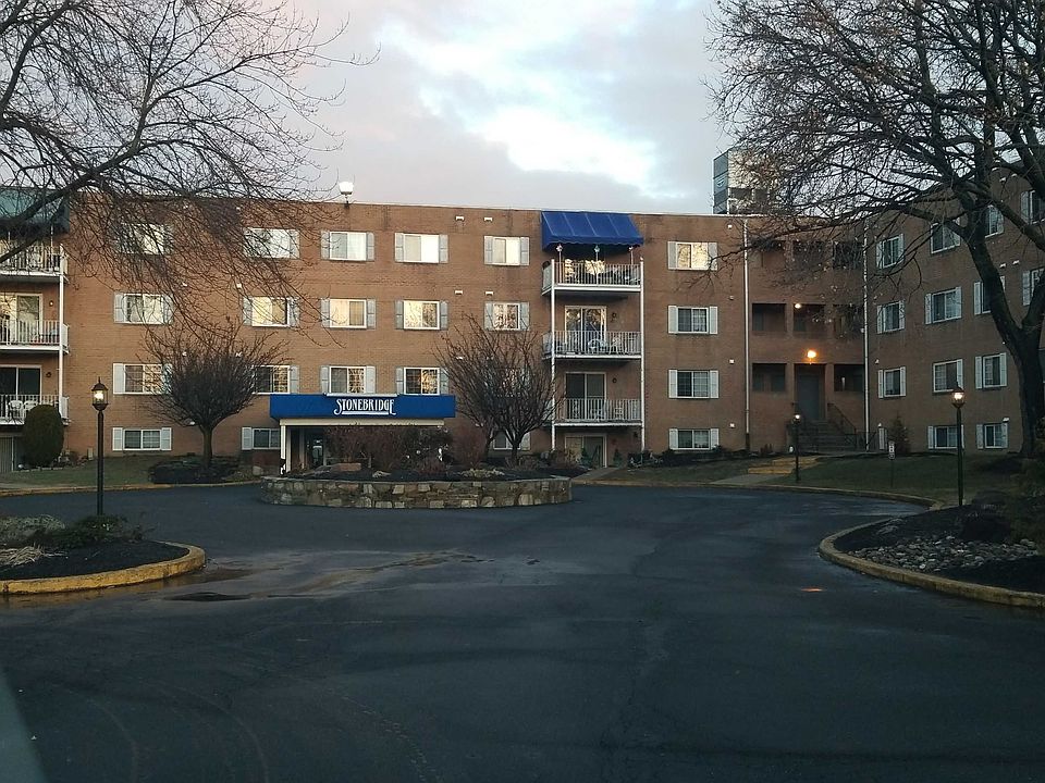 2nd image of 300 Byberry Rd APT 301