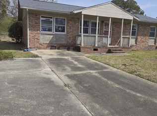 1 Berkshire Drive, Jacksonville, NC 28546