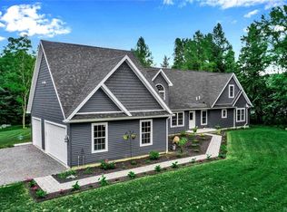 1034 Lakeside Dr, Corfu, NY 14036