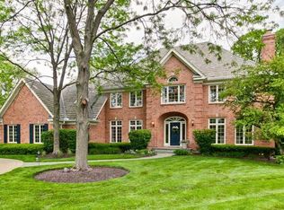 5400 Belmont Ct, Libertyville, IL