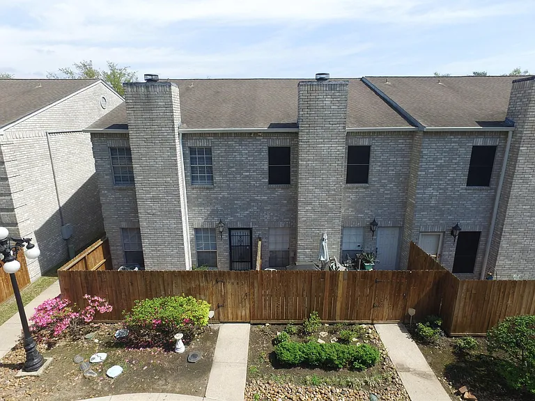 17641 Red Oak Dr #641 — Photo 17