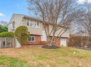 260 Grant Ave, Piscataway, NJ 08854
