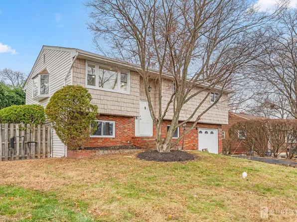 260 Grant Ave, Piscataway, NJ 08854