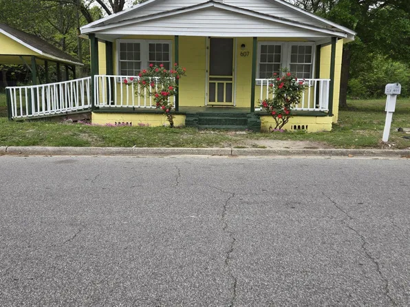 607 Washington Street, Laurinburg, NC 28352