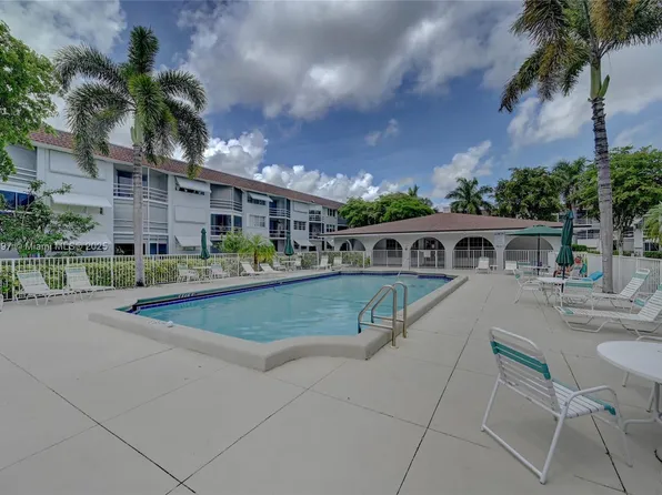 1040 SE 4th Ave APT 128, Deerfield Beach, FL 33441