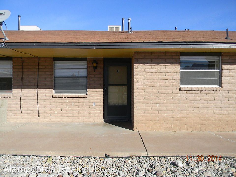 2nd image of 1509 Aspen Dr APT C