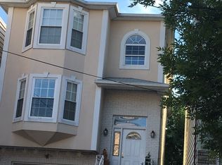 111 Magazine St, Newark, NJ 07105