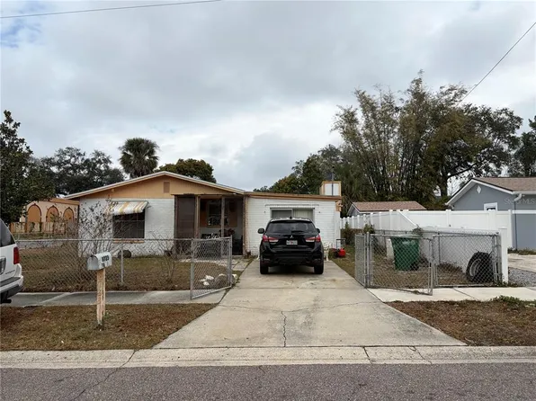 8723 N River Forest Cir, Tampa, FL 33604