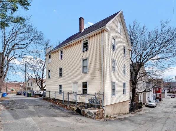 36 Gilbert St, Waterbury, CT 06702