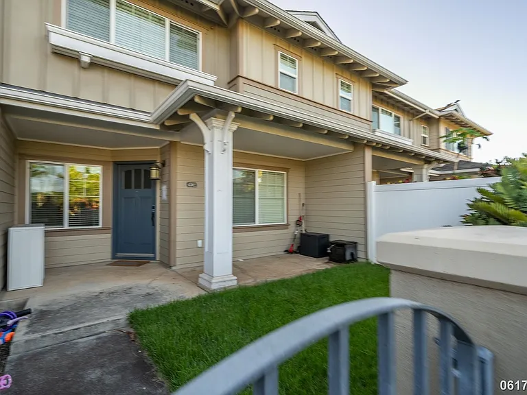 91-2072 Kaioli St #4502 — Photo 4