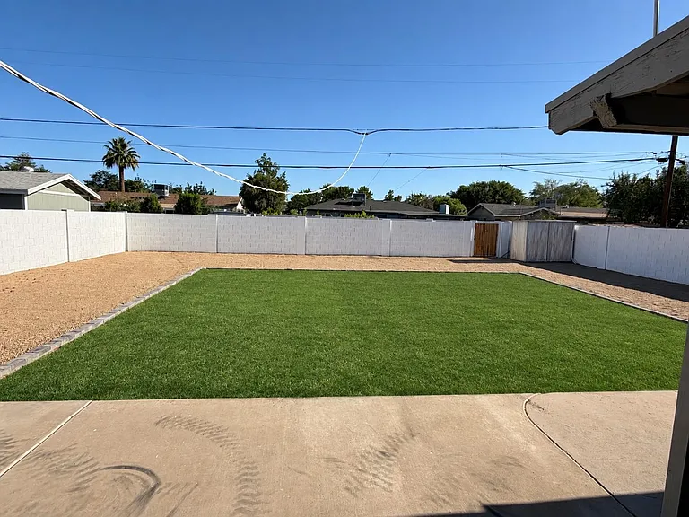 1412 E Colter St — Photo 12