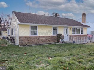 2743 Bellview Dr, Bensalem, PA 19020