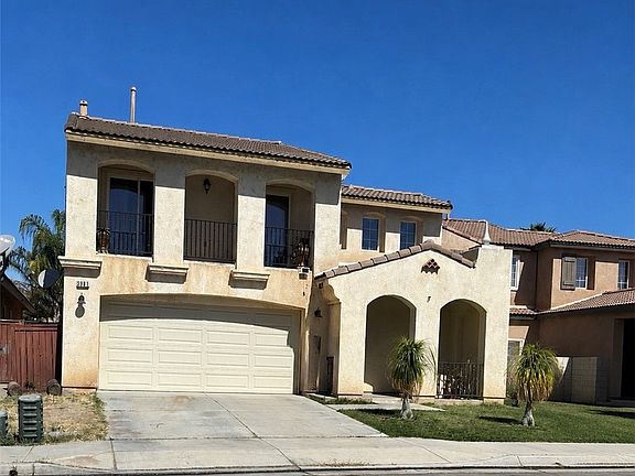 3rd image of 3891 Albillo Loop