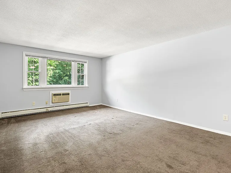 180 Main St #C55 — Photo 10