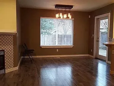 22420 SE 243rd St — Photo 3