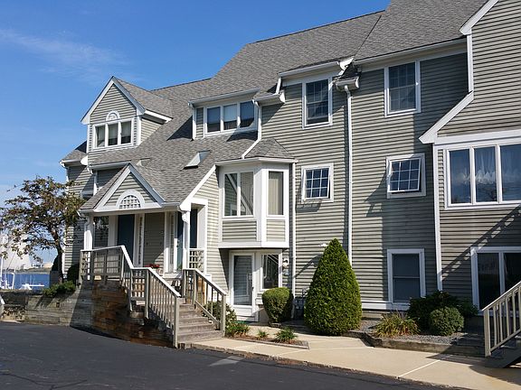 #601: 3-Level, Left-End Unit