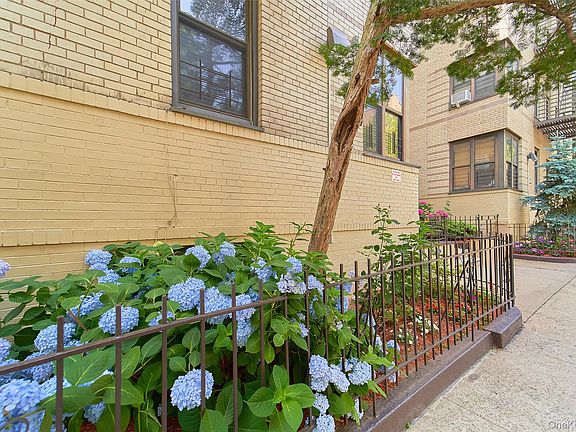 2nd image of 2962 Decatur Avenue #4D