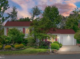 2632 Armada St, Herndon, VA 20171