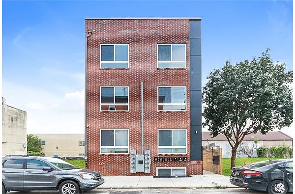 Building Photo - 2009 N 22nd St #4