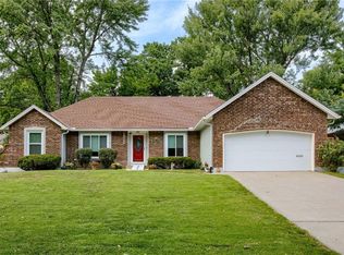 1312 E 101st Ter, Kansas City, MO 64131