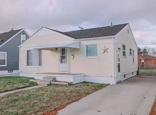 13388 Walnut St, Southgate, MI 48195