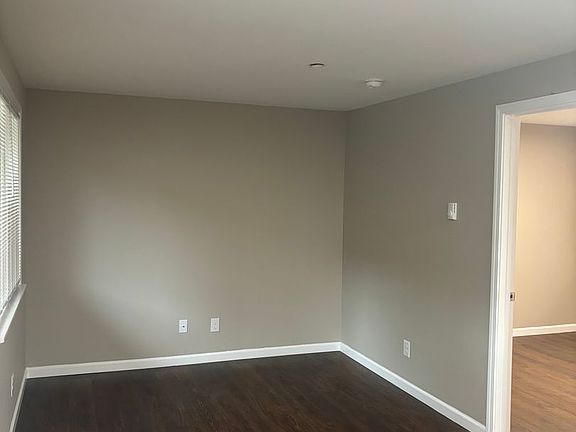 4th image of 2436-2474 Lee St SE #Don2470