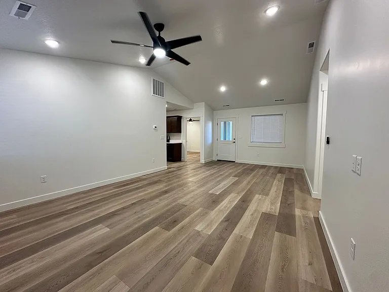 3939 Hawks Landing Loop — Photo 3