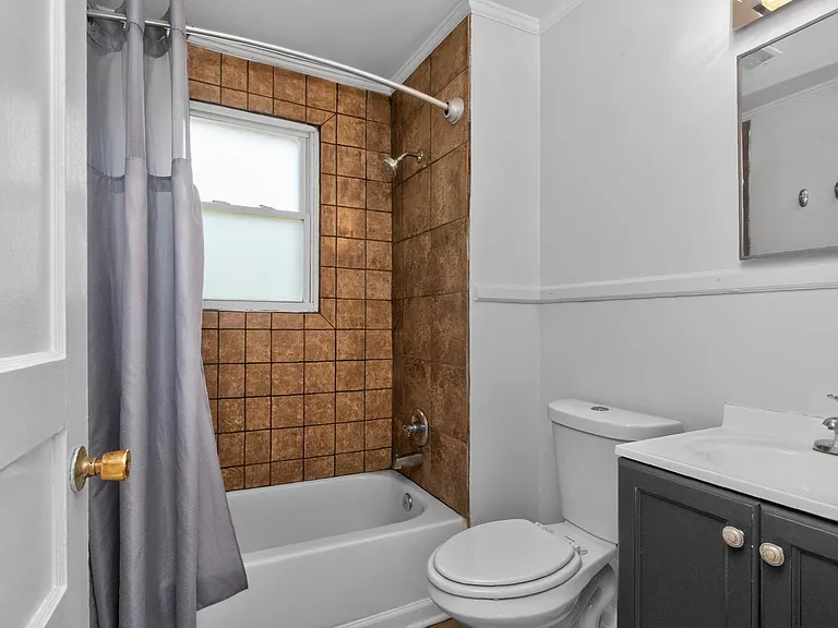 1911 Moran Ave #A — Photo 15