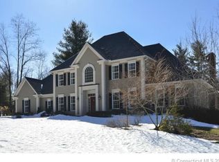 14 Berkshire Xing, Avon, CT 06001