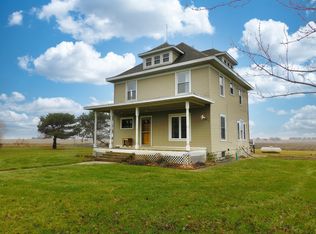 10797 W Fairmont Rd, Polo, IL 61064