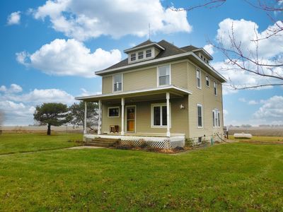 10797 W Fairmont Rd, Polo, IL, 61064