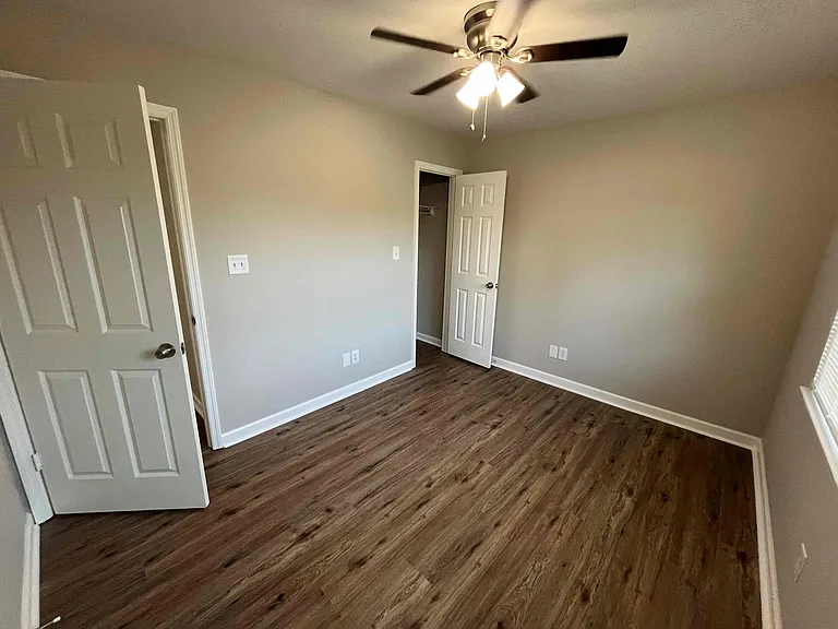 125 Greenwood Cir — Photo 8