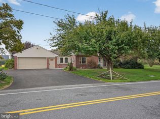 289 Rock Point Rd, Marietta, PA 17547