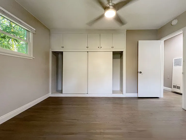 2247 Earl Ave — Photo 12